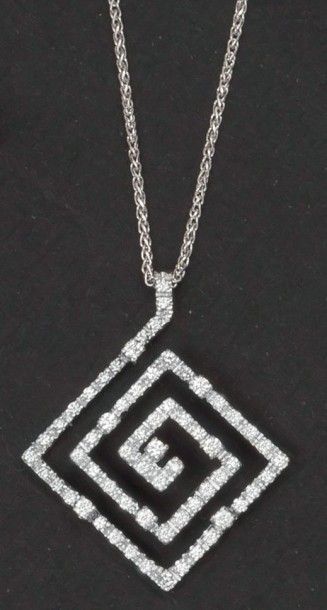 null Chaîne en or gris et pendentif «géométrique» en or gris ajouré orné de diamants...