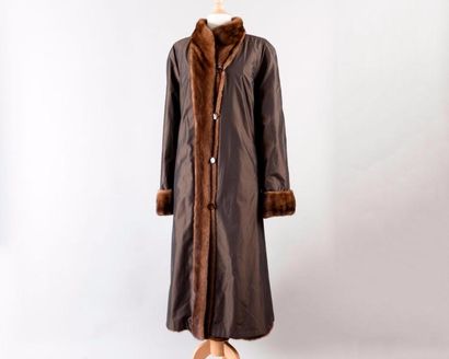 null Ample manteau réversible en Vison Scanbrown et nylon de soie, petit col, simple...