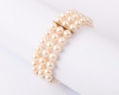  Bracelet de trois rangs de perles de culture japonaises Akoia alternées de barrette...