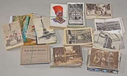 Lot d'environ 450 cartes postales : Tunisie,...