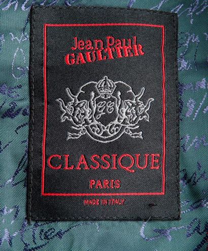 null Jean- Paul GAULTIER classique circa 2000

Costume pantalon pour dame en gabardine...