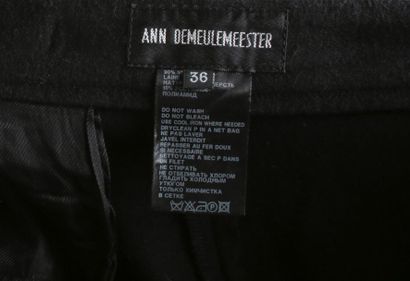 null Ann DEMEULEMEESTER Collection Automne/Hiver 2008-209 - 2009-2010

Pantalon en...