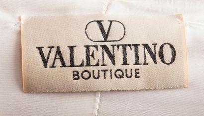 null VALENTINO Boutique Collection prêt-à-porter Printemps/Eté 2000 - Modèle de défilé...