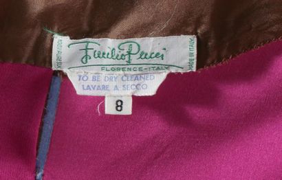 null Emilio PUCCI circa 1968/1973

Robe longue en jersey de soie marron fuchsia imprimé...