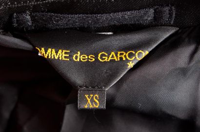 null COMME DES GARCONS Collection prêt-à-porter Automne/Hiver 2013-2014

Veste en...