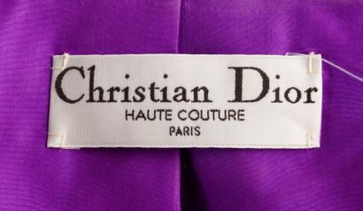 null Christian DIOR haute couture circa 2007/2008

Ensemble composé d'une veste en...