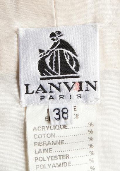 null LANVIN, circa 1978/1980, Christian DIOR circa 1980

Lot composé d'un gilet tailleur...