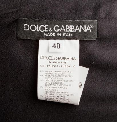 null DOLCE & GABBANA circa 2014 / 2015

Robe Fourreau en crêpe viscose noir, ras...