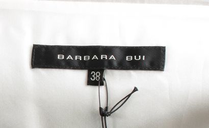 null Barbara BUI circa 2008

Robe de forme trapèze en satin de coton polyester blanc...