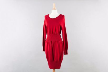 CHANEL Collection Métiers d'art 2011 « Paris-Byzance » Robe en maille de laine rouge,...
