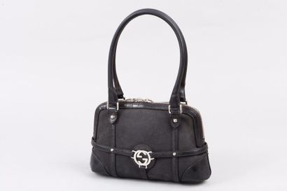 GUCCI Sac 30 cm en toile et veau Swift noir, lanière retenant le sigle en métal argenté,...