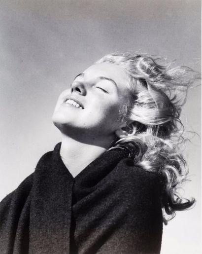 null André de Dienes (1913-1985) Marilyn Monroe à la couverture (Happiness). Tobey...