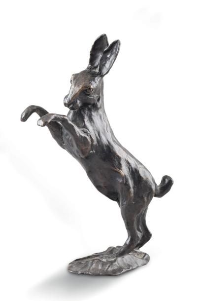 null Jose Maria DAVID (1944-2015) Lièvre Epreuve en bronze à patine brune, signée...