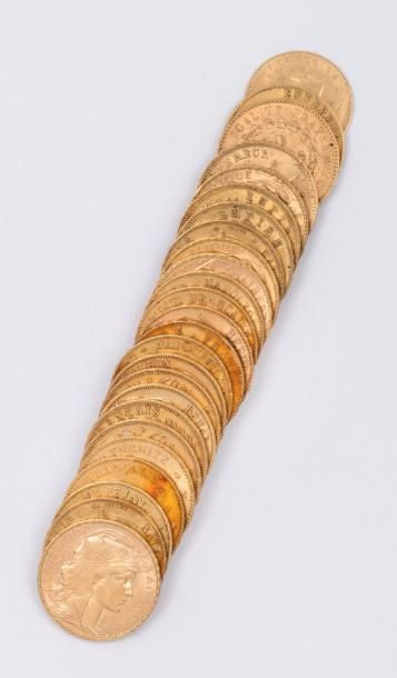 null Vingt-cinq pièces de vingt francs Français en or.