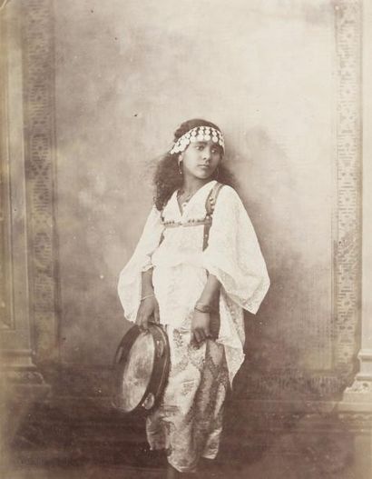null Paul Marie Famin (1851-1911)	

Algérie pittoresque, c. 1880.	

Alger. Place...