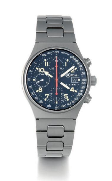 BELL & ROSS GMT vers 2000 
Beau chronographe bracelet en acier. Boîtier tonneau....