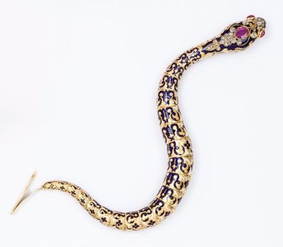 null Superbe bracelet «Serpent» en or jaune entièrement articulé émaillé bleu et...