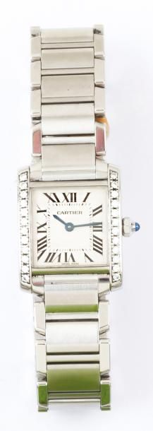 CARTIER "Tank Française" - Bracelet montre de dame en acier. Cadran crème à chiffres...