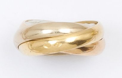 CARTIER "Trinity" - Bague trois anneaux en or de trois couleurs.
Signée Cartier.
Tour...
