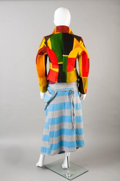 COMME DES GARCONS Collection Printemps / Eté 1996
Ensemble en patchwork de jersey...