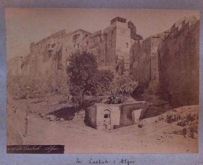null [PHOTOGRAPHIE]
- Photographie de la Casbah d'Alger, aujourd'hui caserne.
Tirage...