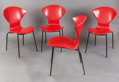 GENEVIÈVE DANGLES (NÉE EN 1929) Suite de quatre chaises, structure en métal laqué...
