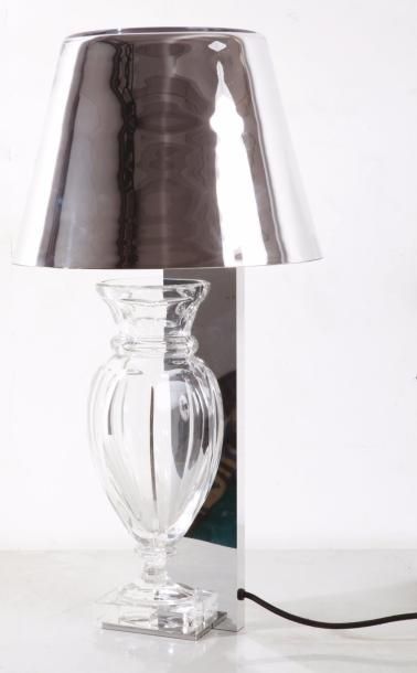 Philippe STARCK (Né en Lampe de table modèle «Hooo» en cristal en métal
Édition Flos...