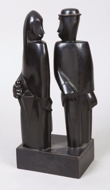 Jean LAMBERT-RUCKI (1888-1967) Couple au parapluie
Epreuve en bronze à patine noire.
Signée,...