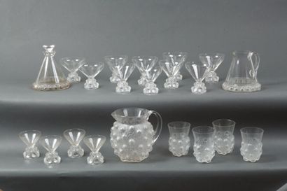 LALIQUE FRANCE Service de verres modèle «Ermitage»
Épreuve en verre blanc moulé-soufflé...