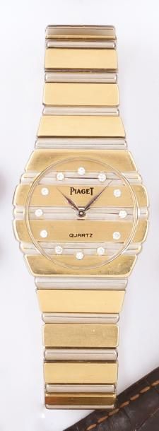 PIAGET «POLO» - Bracelet montre en or jaune et or gris mat et poli. Cadran or, la...