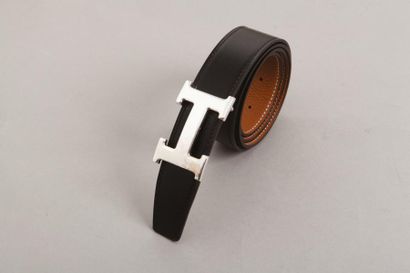 HERMÈS Paris made in France *Ceinture réversible 33mm en box noir et veau Clémence...