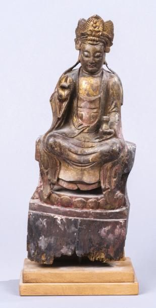 Chine, début de l'époque Ming, XVIe siècle 
Statuette en bois anciennement laqué...