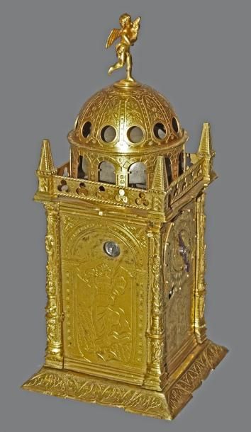 null Horloge de table en forme de tour carrée en cuivre, laiton et bronze dorés,...