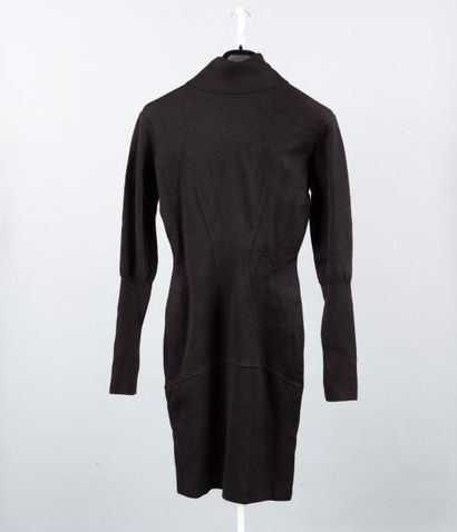 ALAÏA Lot de trois robes en maille de laine noire à manches longues. Taille M