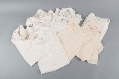 SAINT LAURENT Rive Gauche Lot de sept blouses en soie ivoire