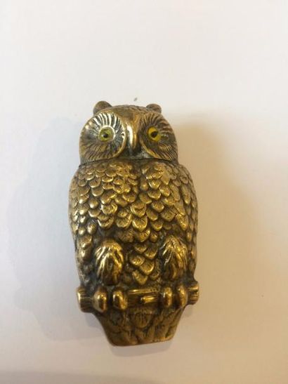 null Pyrogène en bronze à décor d'un hibou