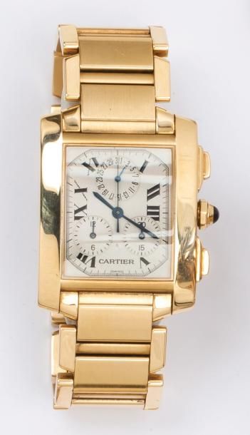 null CARTIER «TANK» - Bracelet-montre chronographe en or jaune, cadran blanc à trois...