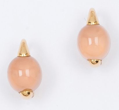 null POMELLATO «Luna» - Paire de boucles d’oreilles en or rose ornée de cabochons...