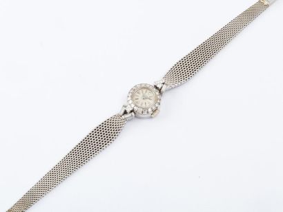 null BLANCPAIN - Bracelet montre de dame en or gris. Cadran blanc, index appliqués....