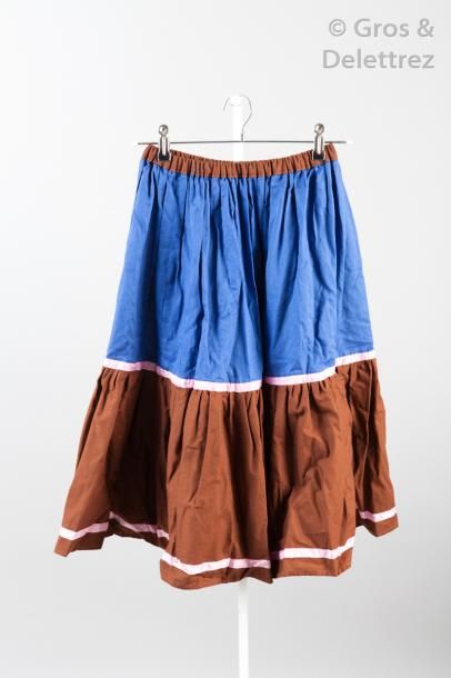 KENZO Lot de deux jupes d'inspiration gitane en coton tricolore, une bleue, brun...