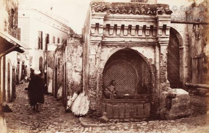 null James Valentine (1815-1880) 

Maroc, c. 1875. 

A moorish well.

Puit ouvragé...