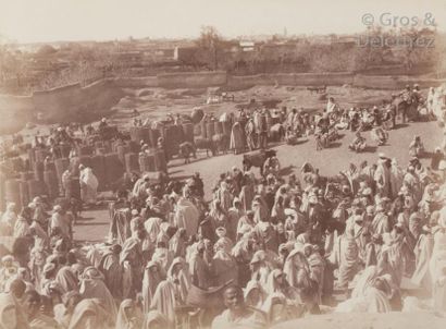 null Photographe de l’armée espagnole

Africa. Vistas Fotograficas. 

Maroc, c. 1890.

Ville...
