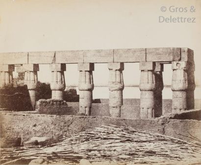 null Édouard de Campigneulles (1826-1879)

Égypte, 1858.

Louxor vu depuis le Nil....