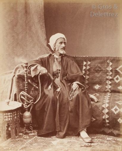 null Otto Schoefft (et Carlo Naya)

Égypte, 1876. 

Le Caire Pittoresque. 

Guet...