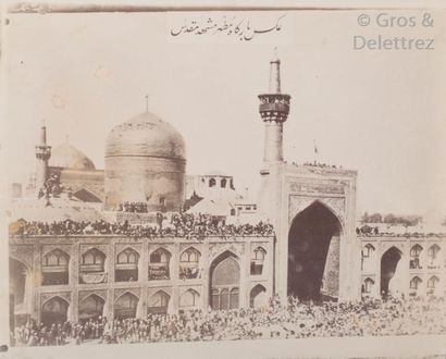 null Photographe non identifié 

Perse (Iran), c. 1890. 

Mechhed. Mausolée de l’Imam...