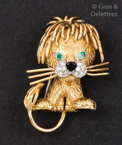 VAN CLEEF & ARPELS Broche «Lion ébouriffé» en or jaune et or gris ciselés, la truffe...