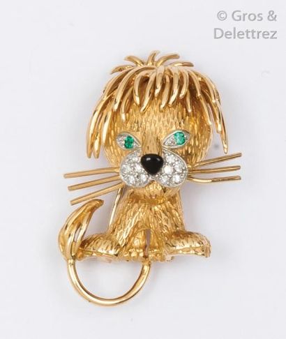 VAN CLEEF & ARPELS Broche «Lion ébouriffé» en or jaune et or gris ciselés, la truffe...