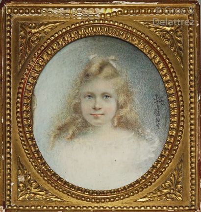 null Miniature ovale signée M.L. CHAUCHEFOIN 1907 à droite

Portrait d'une fillette...