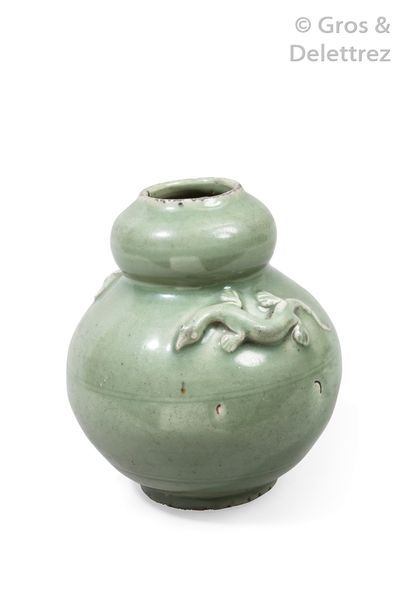 Chine, période Ming, début XVIIème 

Vase...