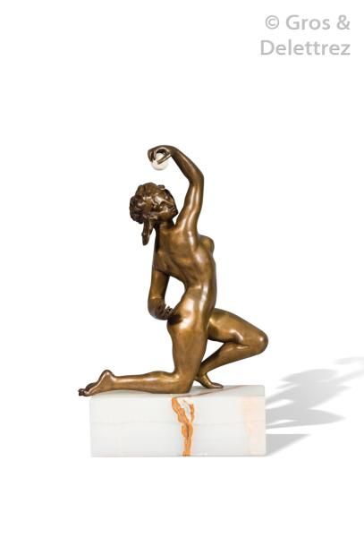 null AFFORTUNATO GORI (actif 1895-1925) Sculpture en bronze à patine dorée figurant...